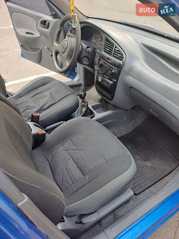 Седан Daewoo Lanos 2008 в Киеве