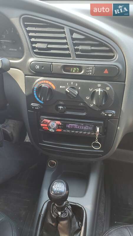 Седан Daewoo Lanos 2006 в Запорожье