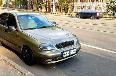 Седан Daewoo Lanos 2002 в Харькове