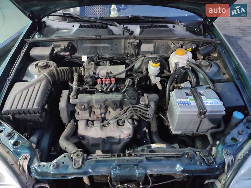 Седан Daewoo Lanos 2004 в Києві
