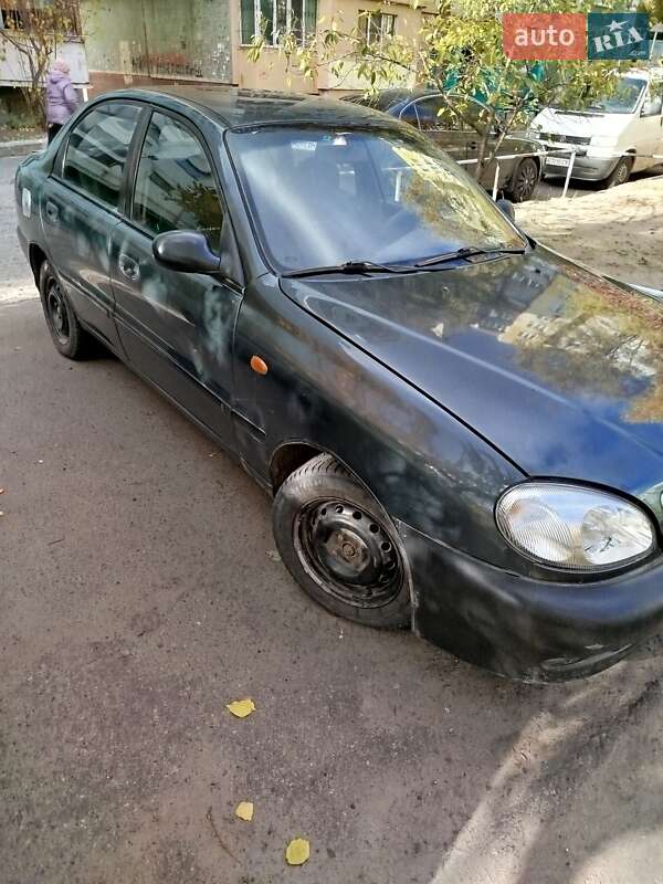 Седан Daewoo Lanos 1998 в Краснопіллі