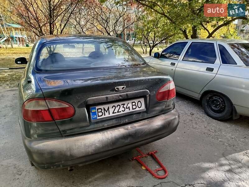 Седан Daewoo Lanos 1998 в Краснопіллі