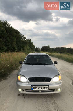 Седан Daewoo Lanos 2004 в Львове