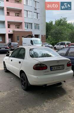 Седан Daewoo Lanos 2004 в Києві