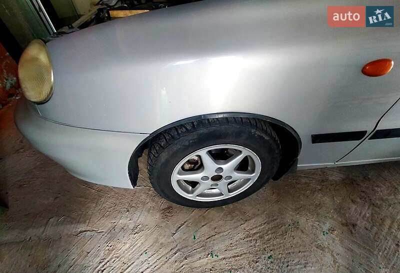 Седан Daewoo Lanos 2011 в Богуславі