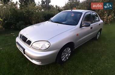 Седан Daewoo Lanos 2003 в Владимир-Волынском