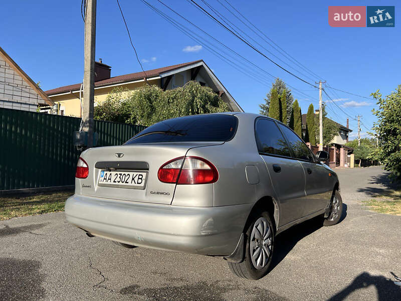 Седан Daewoo Lanos 2004 в Києві фото 3 Седан Daewoo Lanos 2004 в Києві