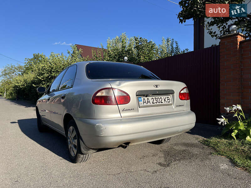 Седан Daewoo Lanos 2004 в Києві фото 4 Седан Daewoo Lanos 2004 в Києві