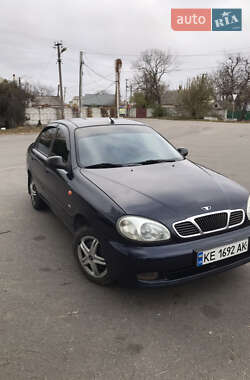 Седан Daewoo Lanos 2004 в Дніпрі