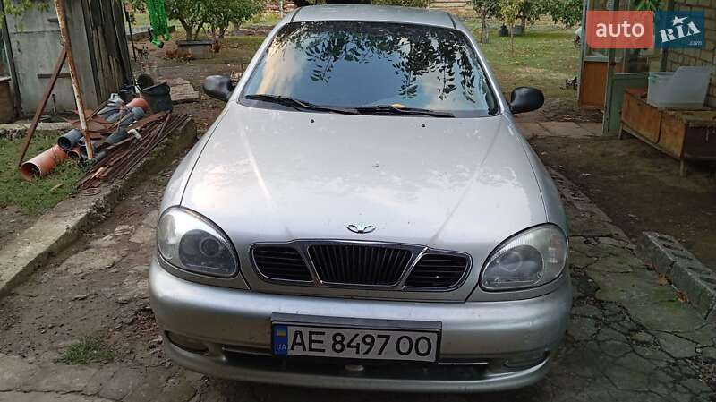 Седан Daewoo Lanos 2002 в Днепре