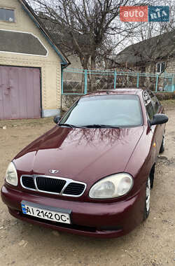 Седан Daewoo Lanos 2009 в Хотине