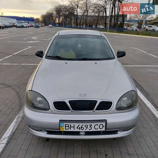 Седан Daewoo Lanos 2002 в Одессе