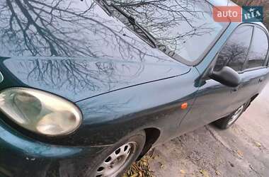 Седан Daewoo Lanos 2001 в Харькове