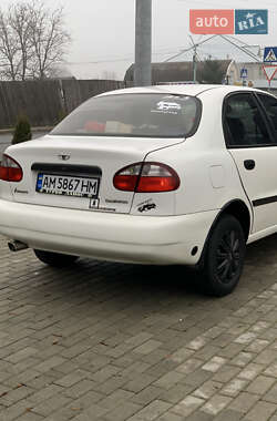 Седан Daewoo Lanos 2004 в 