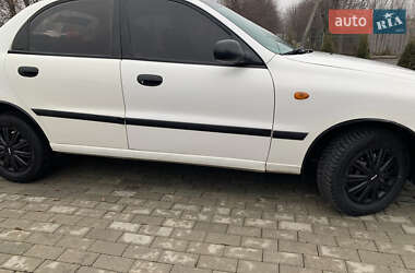 Седан Daewoo Lanos 2004 в 
