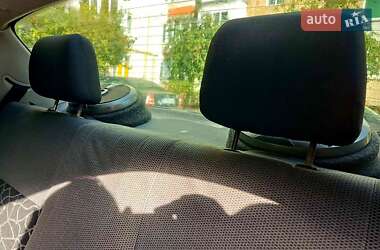 Седан Daewoo Lanos 2002 в Бучі