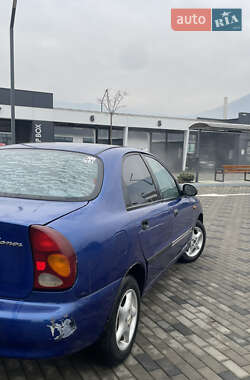 Седан Daewoo Lanos 2005 в Хусті