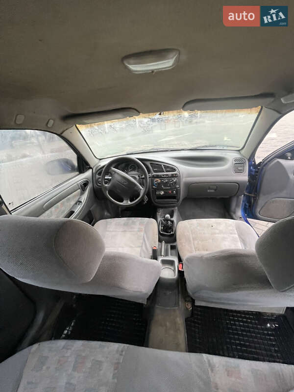 Седан Daewoo Lanos 2005 в Хусте