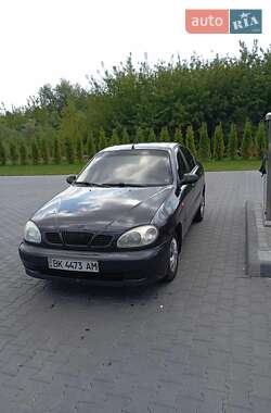 Седан Daewoo Lanos 2003 в Зборові