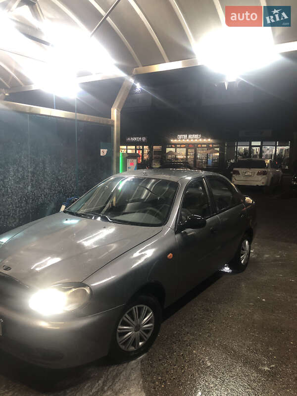 Седан Daewoo Lanos 2007 в Кривом Роге