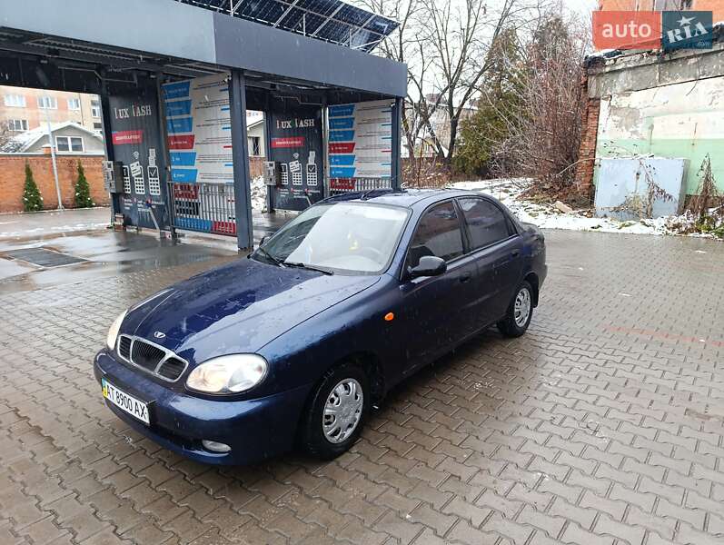 Седан Daewoo Lanos 2005 в Коломые