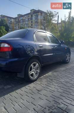 Седан Daewoo Lanos 2002 в 