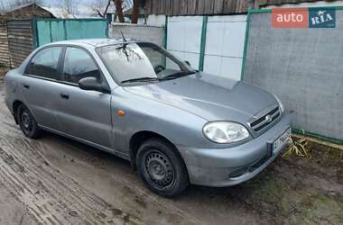 Седан Daewoo Lanos 2009 в Десні