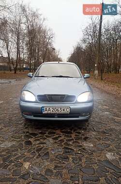 Седан Daewoo Lanos 2008 в Яготині