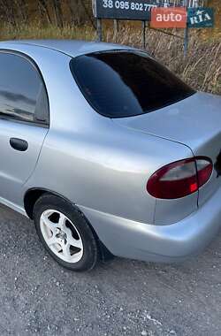 Седан Daewoo Lanos 2007 в Сваляве