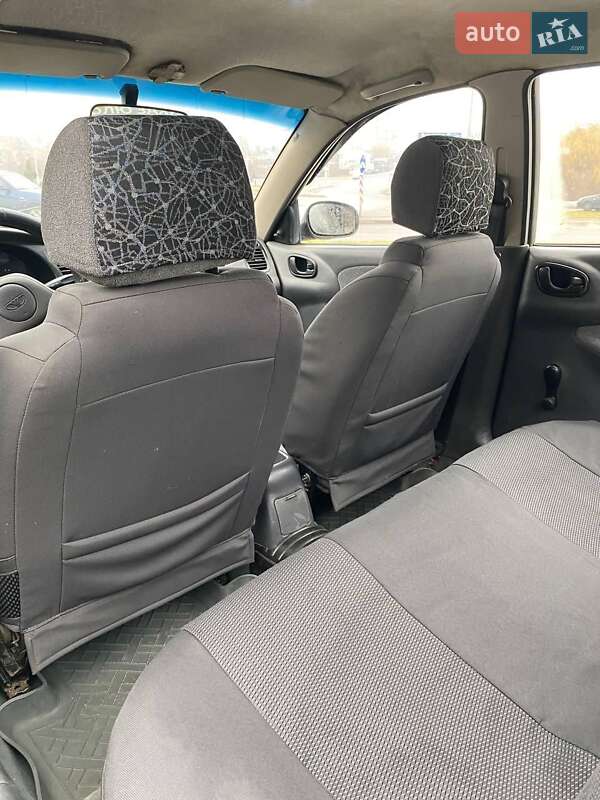 Седан Daewoo Lanos 2006 в Борзне