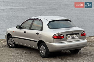 Седан Daewoo Lanos 2002 в Днепре