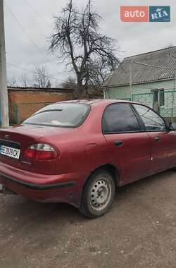 Седан Daewoo Lanos 2002 в Первомайске