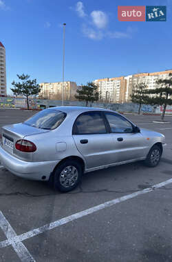 Седан Daewoo Lanos 2004 в Николаеве