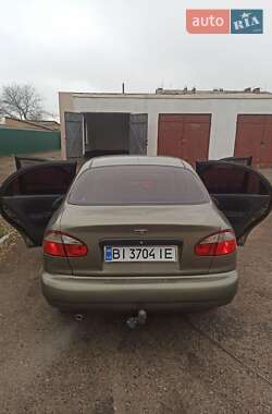 Седан Daewoo Lanos 2004 в Гребенке