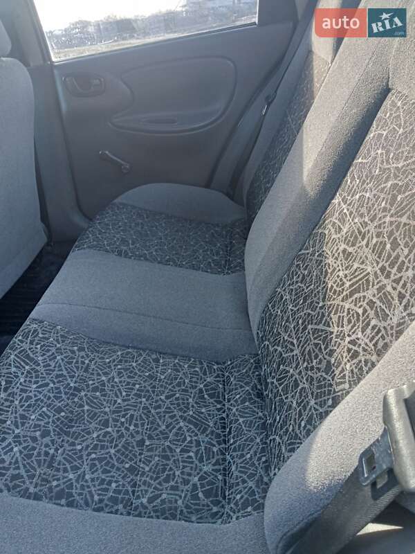 Седан Daewoo Lanos 2009 в Чернигове