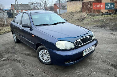 Седан Daewoo Lanos 2002 в Василькові