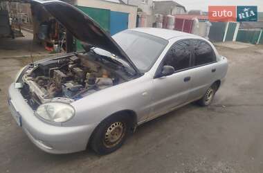 Седан Daewoo Lanos 2001 в Харкові