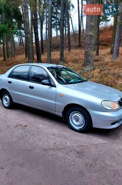 Седан Daewoo Lanos 2005 в Тростянце