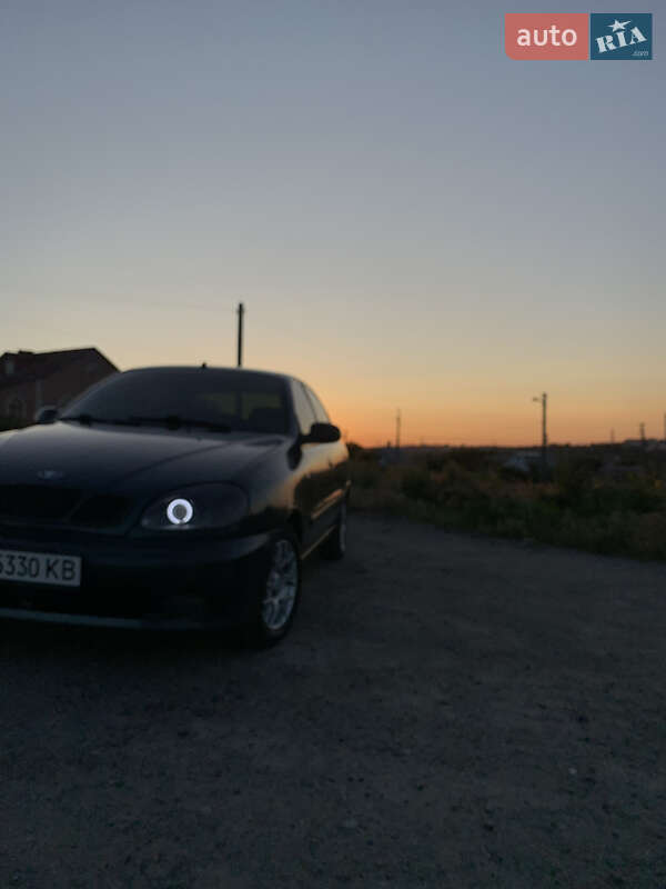 Седан Daewoo Lanos 2003 в Запоріжжі