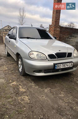 Седан Daewoo Lanos 2001 в Ланівці