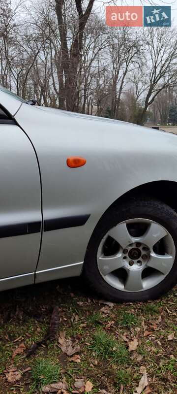 Седан Daewoo Lanos 2004 в Кривом Роге