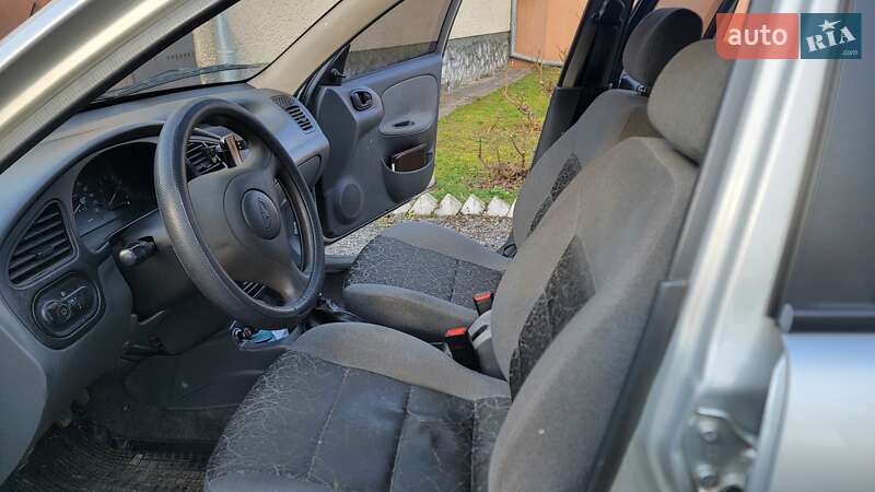 Седан Daewoo Lanos 2008 в Мукачево