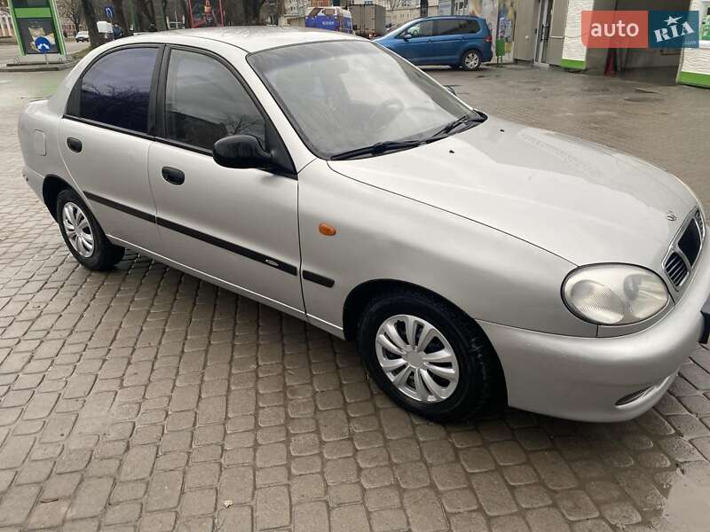 Седан Daewoo Lanos 2002 в Тернополе