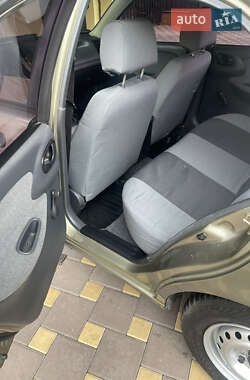 Седан Daewoo Lanos 2004 в 