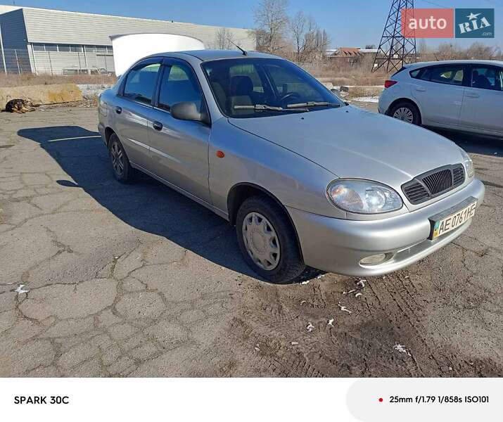 Седан Daewoo Lanos 2003 в Днепре