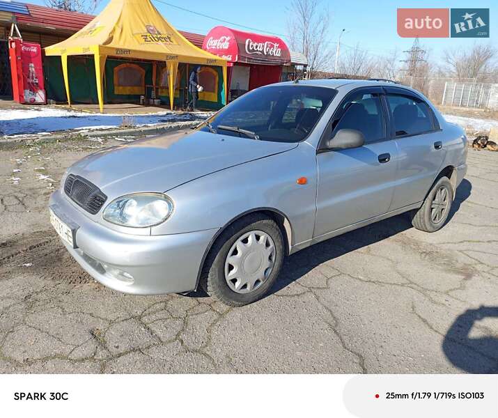 Седан Daewoo Lanos 2003 в Днепре