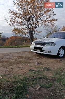 Седан Daewoo Lanos 1998 в 