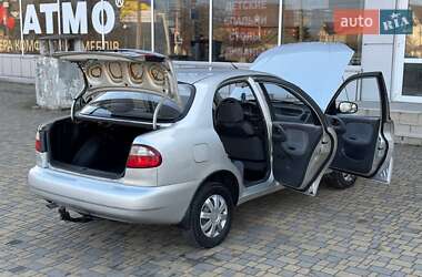 Седан Daewoo Lanos 2004 в Одесі