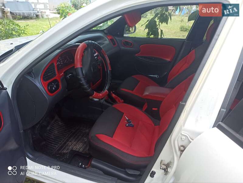 Седан Daewoo Lanos 2003 в 