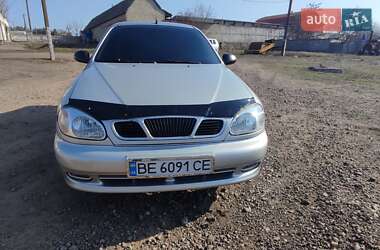 Седан Daewoo Lanos 2003 в Доманевке